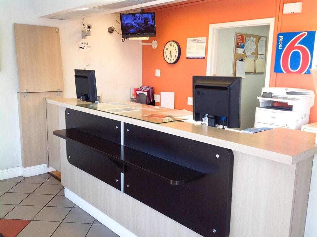 Motel 6-Merced, Ca - North Dalaman gambar